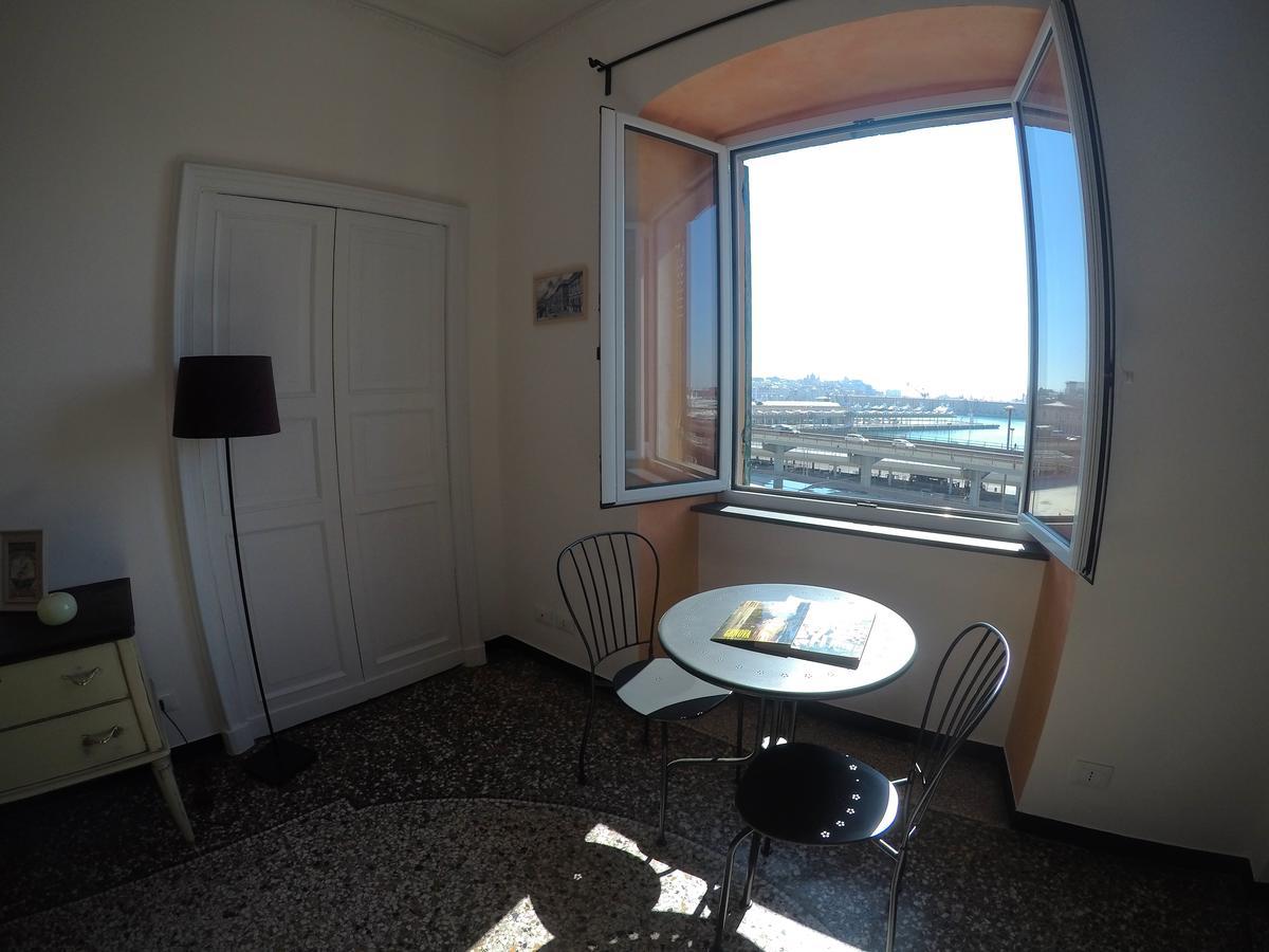 B&B Al Fronte Del Porto Genoa Ngoại thất bức ảnh