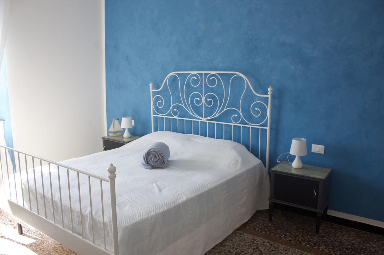 B&B Al Fronte Del Porto Genoa Ngoại thất bức ảnh