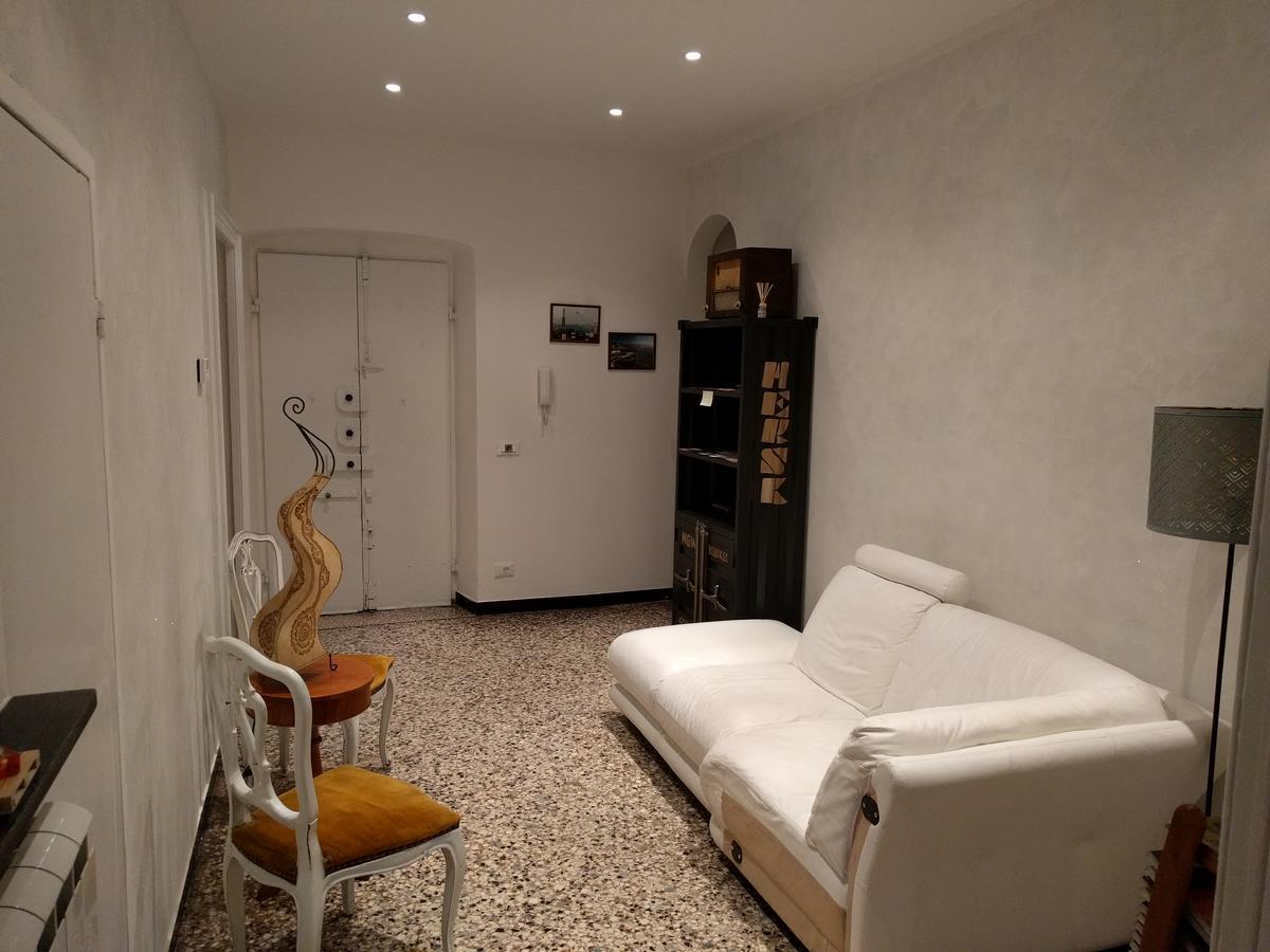 B&B Al Fronte Del Porto Genoa Ngoại thất bức ảnh