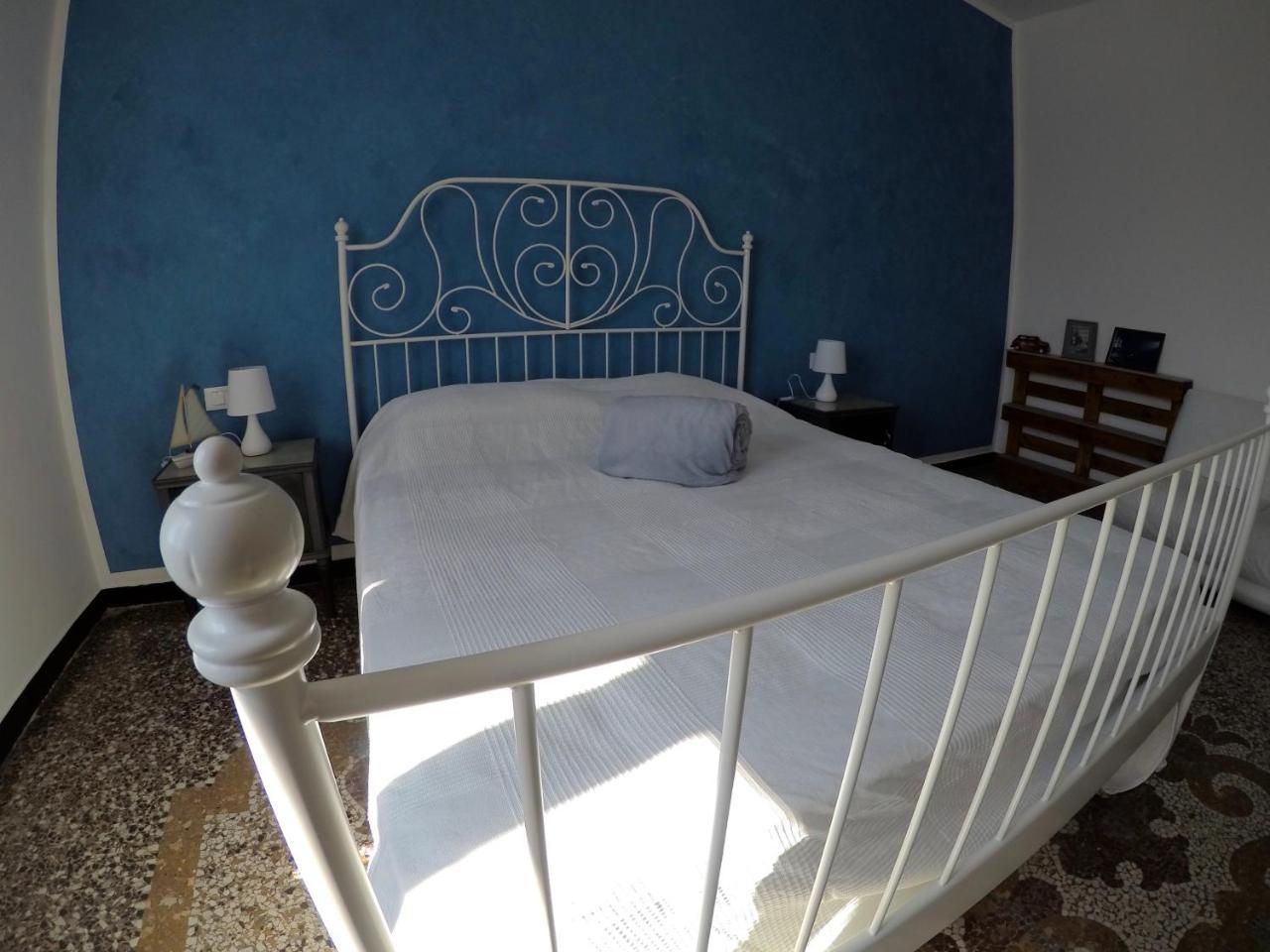 B&B Al Fronte Del Porto Genoa Ngoại thất bức ảnh